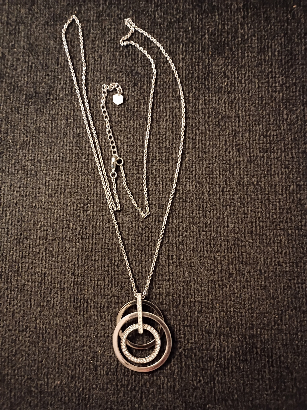 TCS New York Layered Circle Pendant Necklace in Silver
